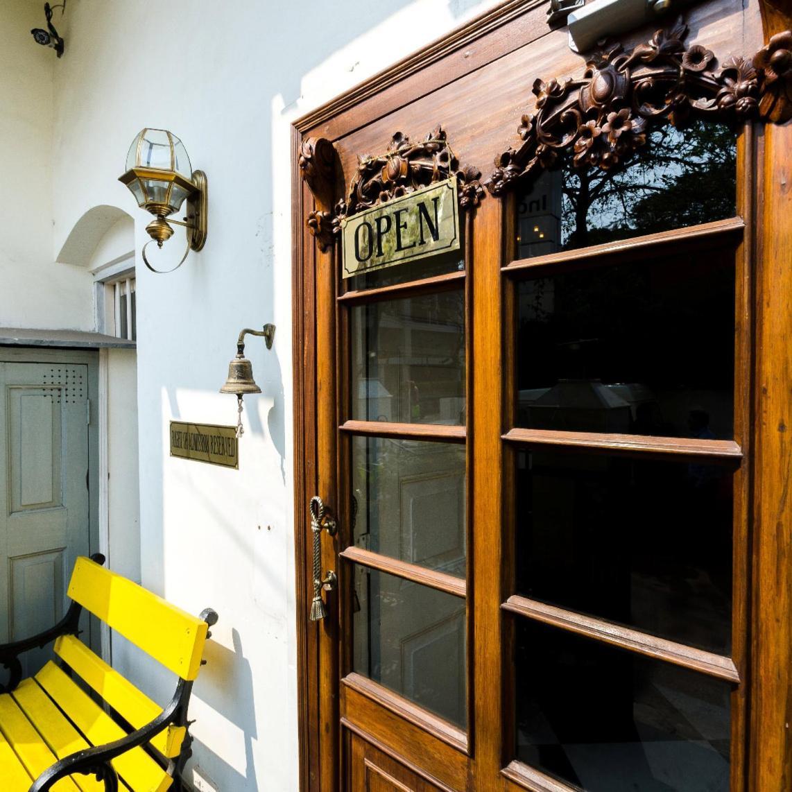 The Corner Courtyard Ξενοδοχείο Καλκούτα Εξωτερικό φωτογραφία